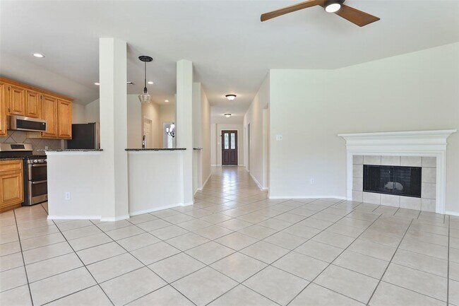 Building Photo - 26738 Abbey Springs Ln