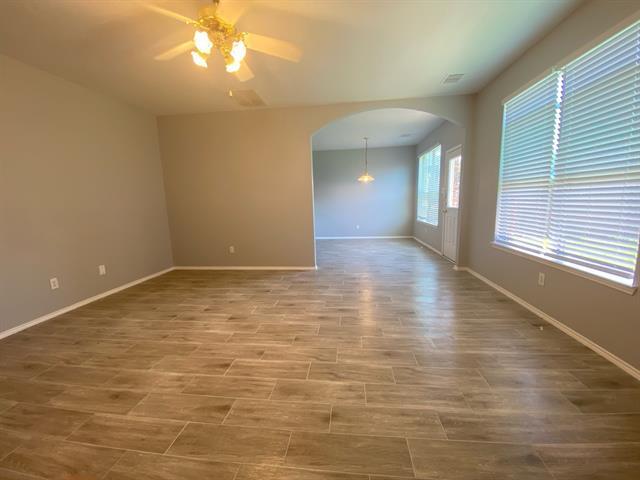 Building Photo - 11509 Petunia Dr