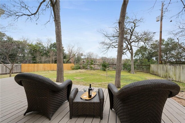 Building Photo - 4502 Malaga Dr