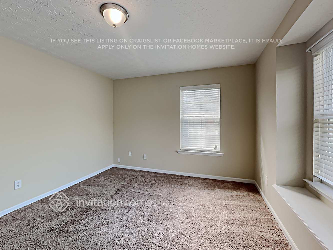 Building Photo - 2678 Dayview Ln