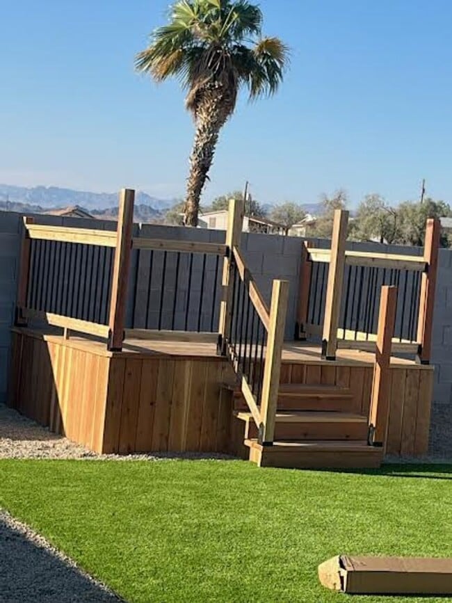 Building Photo - New Home w/ Panoramic Views