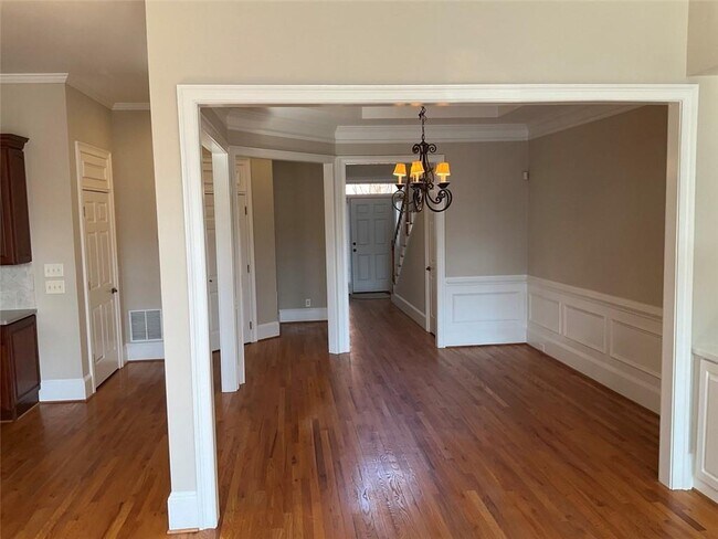 Building Photo - 6193 Spalding Dr