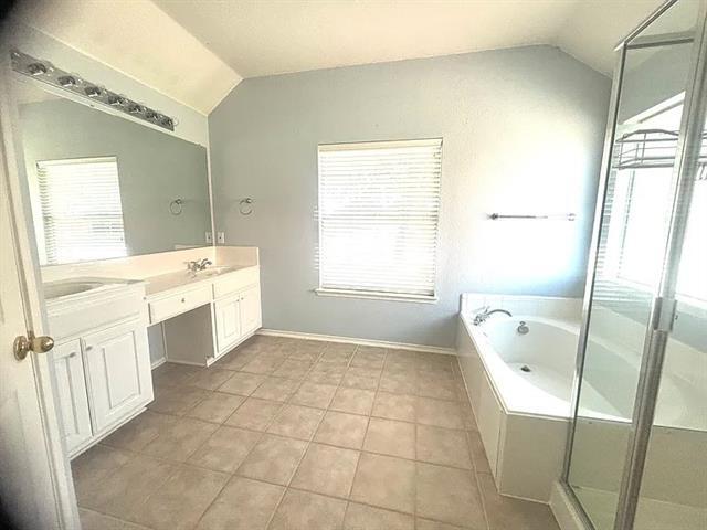 Building Photo - 100 Morel Dr