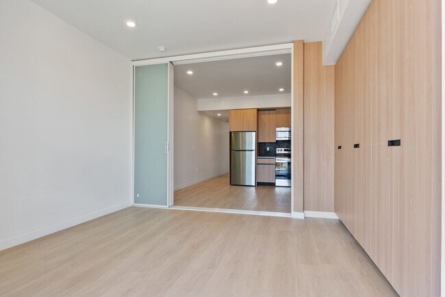 Building Photo - BRAND NEW CONSTRUCTION - Move-In Special 8...