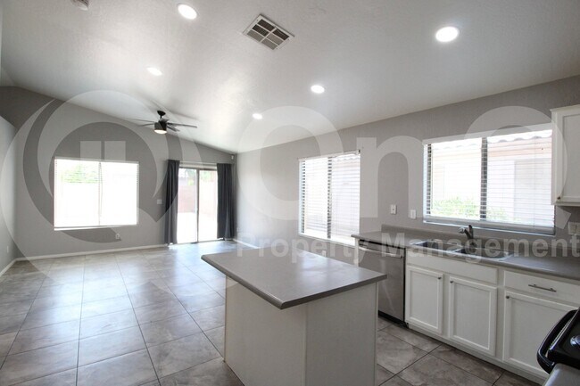 Building Photo - 14867 W Acapulco Ln