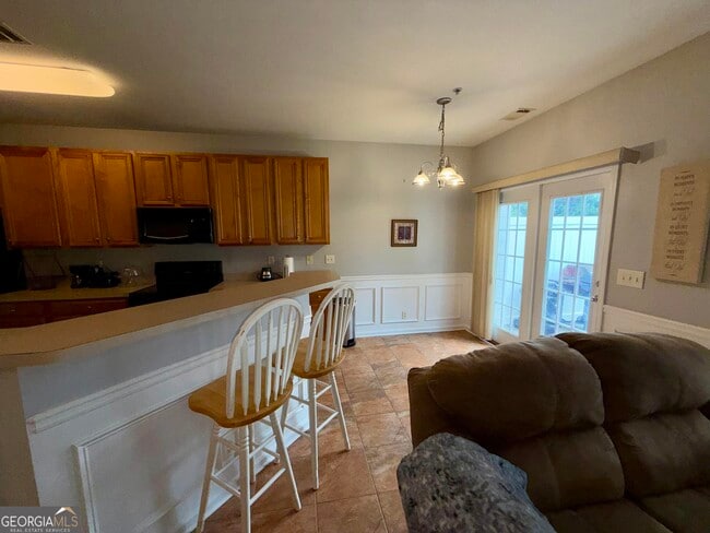 Building Photo - 121 Stonebridge Crossing