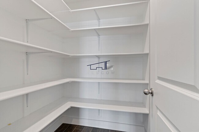 Building Photo - Charming South Weber Townhome Available!
