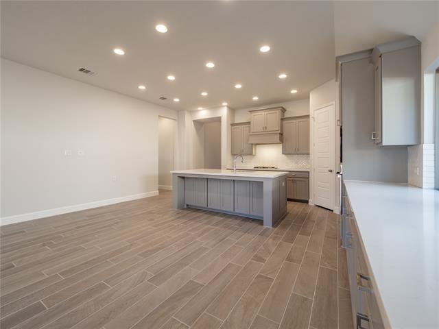Building Photo - 3516 Sawtooth Ln