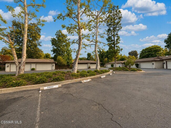 Building Photo - 1137 Bright Glen Cir
