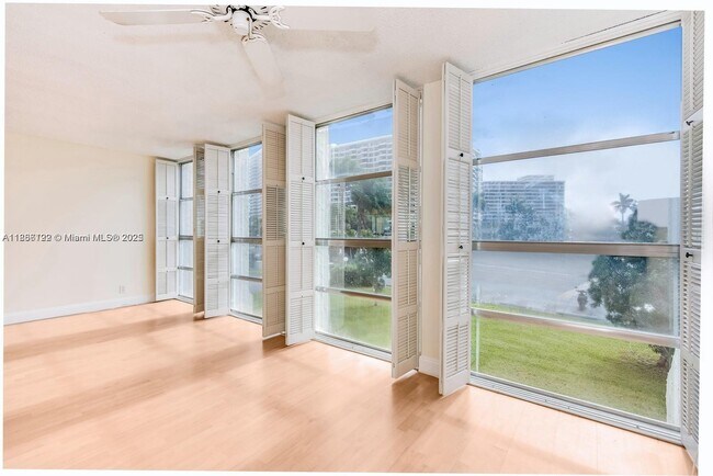 Building Photo - 801 Three Islands Boulevard