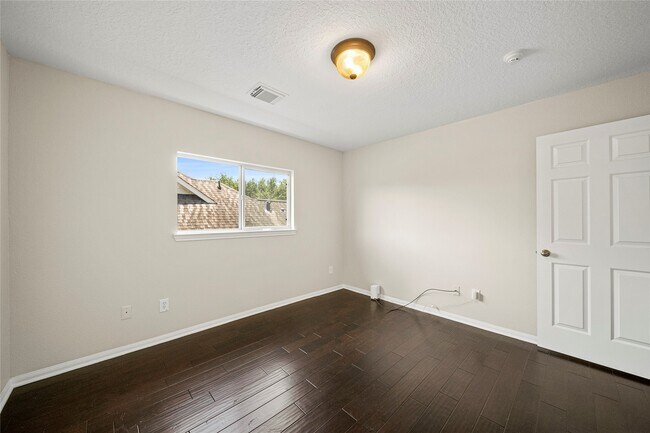 Building Photo - 8306 Golden Harbor
