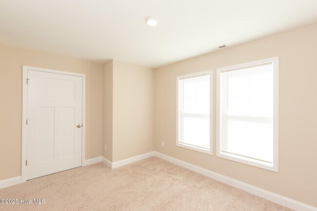 Building Photo - 134 Smallwood Rd
