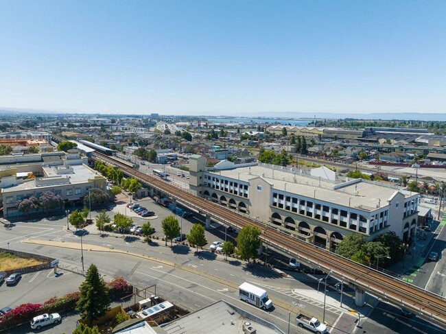 Building Photo - Updated Apartment near BART.