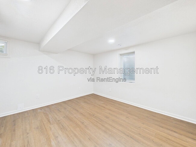 Building Photo - 7030 Ewing Ave
