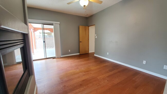 Building Photo - 4105 Whistler Ave NW