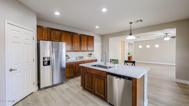 Building Photo - 15670 W Monterosa St