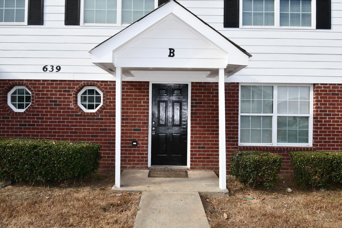 Building Photo - 639 Mill Stone Bluff