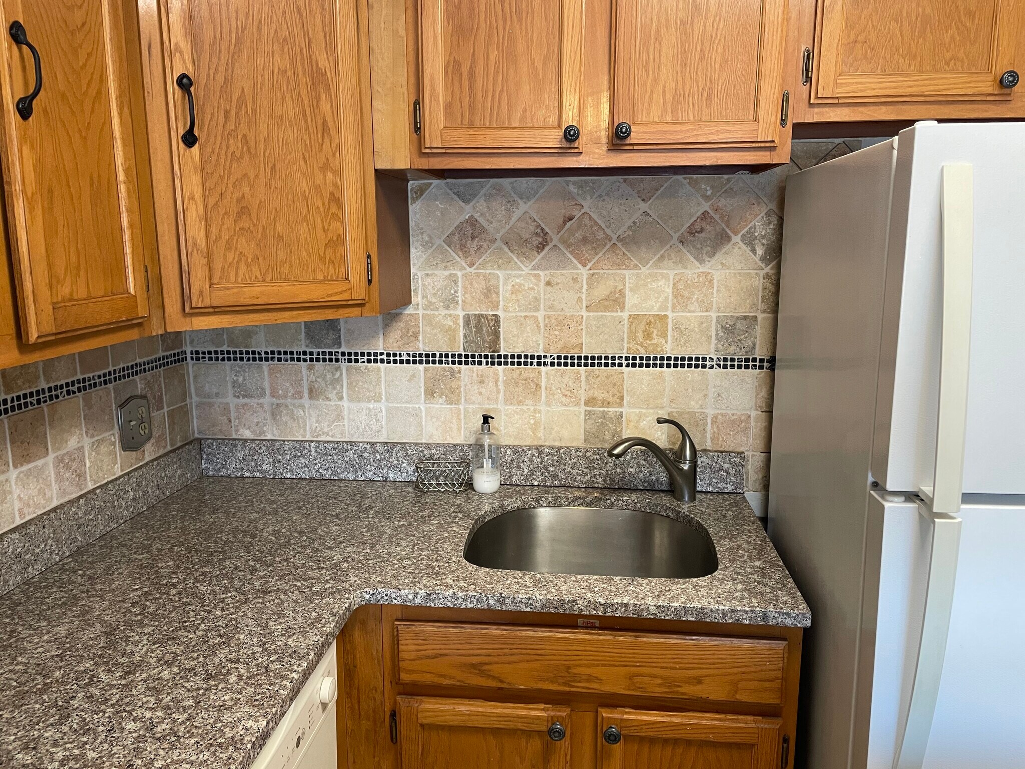 Building Photo - 51 Schuyler Ave