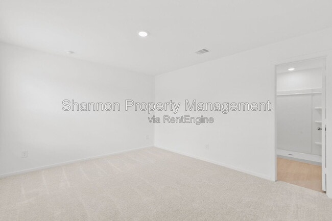 Building Photo - 12403 Wild Strawberry Rd
