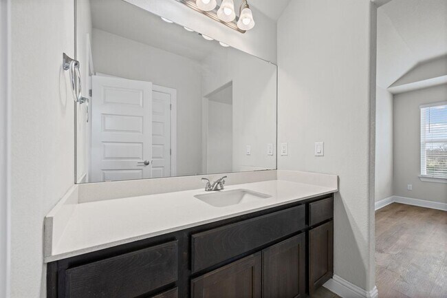 Building Photo - 101 Stone Cyn Dr