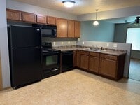 Building Photo - 335 Arianna Pl