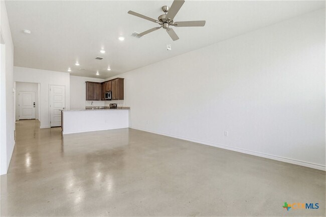 Building Photo - 3803 Sugar Hackberry Trl