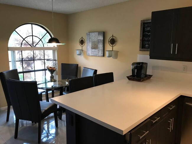 Building Photo - 22759 Mandeville Pl