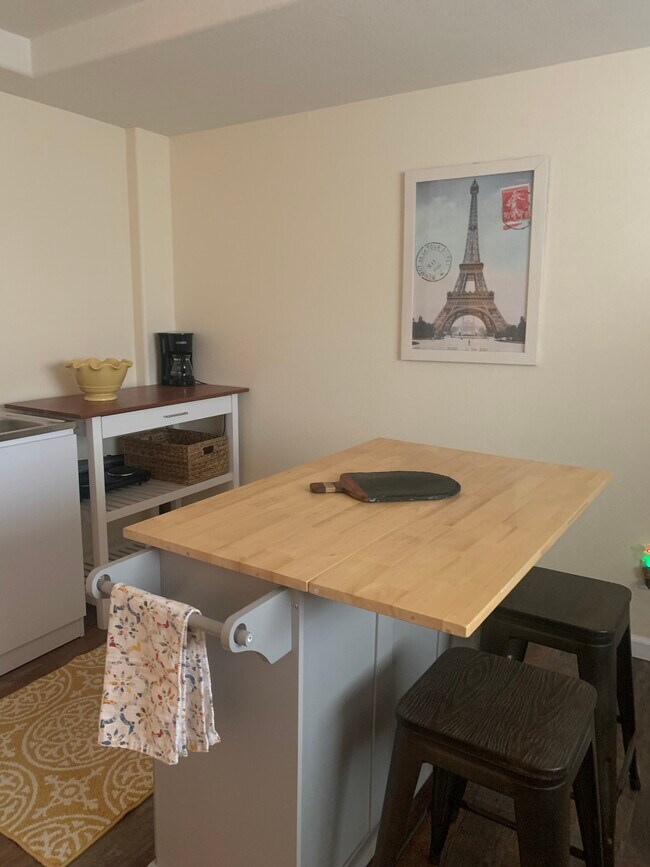 Building Photo - 1461 S Ulster St