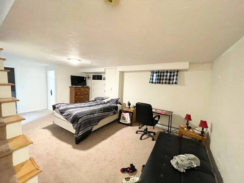 Building Photo - 6 Harleston St