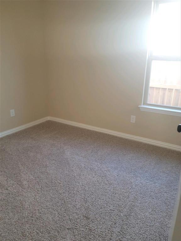 Building Photo - 124 Canales Cir