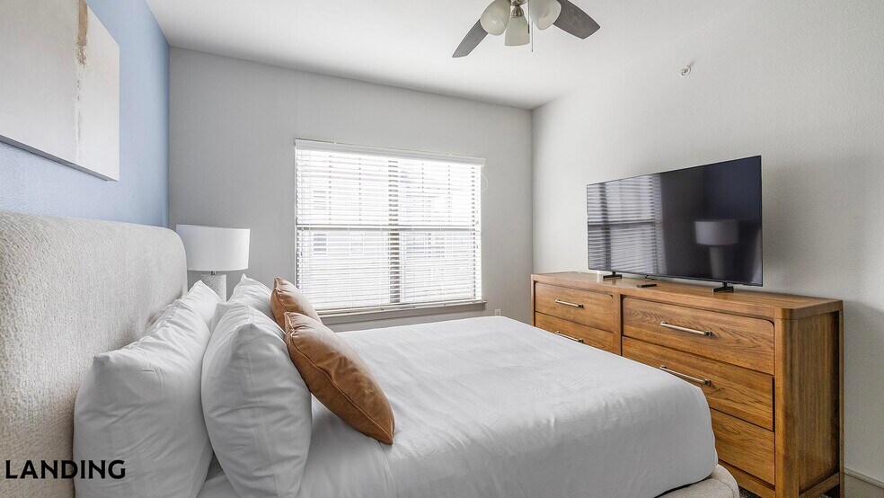 Building Photo - 4689 Mustang Pkwy