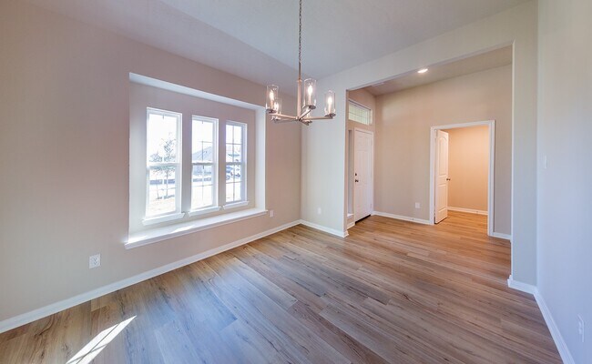 Building Photo - 3317 Rolling View Ct