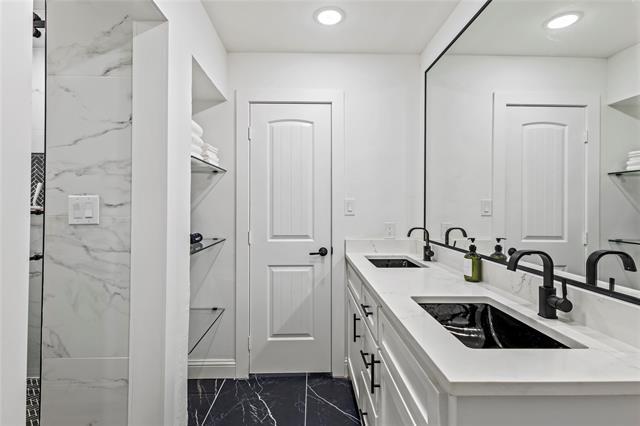 Building Photo - 13002 Halwin Cir