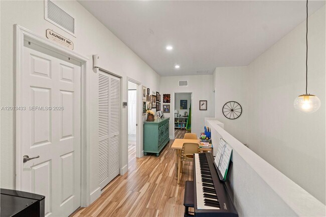 Building Photo - 25232 SW 117 Pl