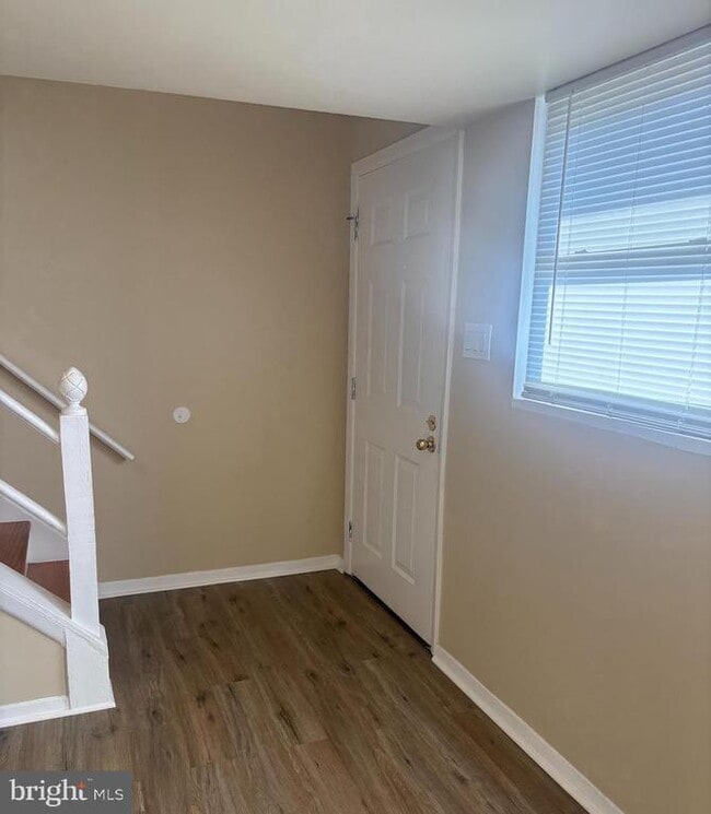 Building Photo - 809 Sledgehammer Dr