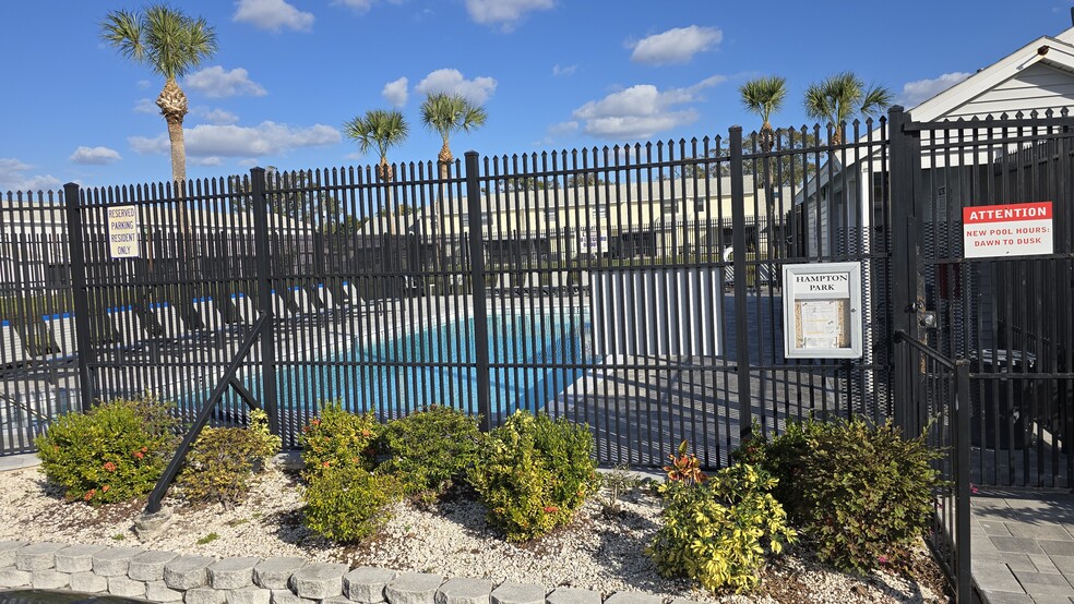 Building Photo - 12665 Castle Hill Dr