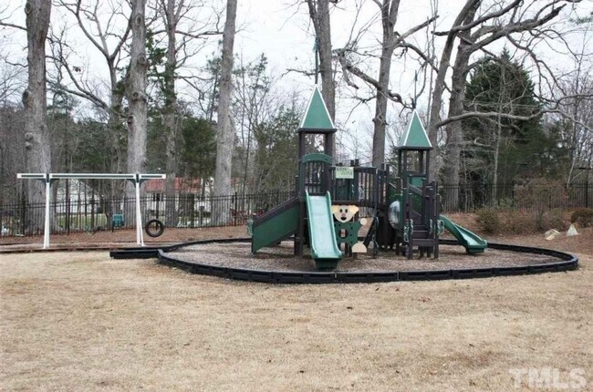 Building Photo - 409 Walsenburg Dr