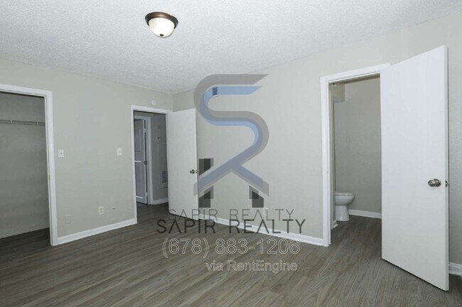 Building Photo - 2065 Alison Ct SW