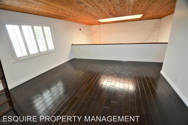 Building Photo - 3 br, 3 bath House - 300 MELROSE DRIVE