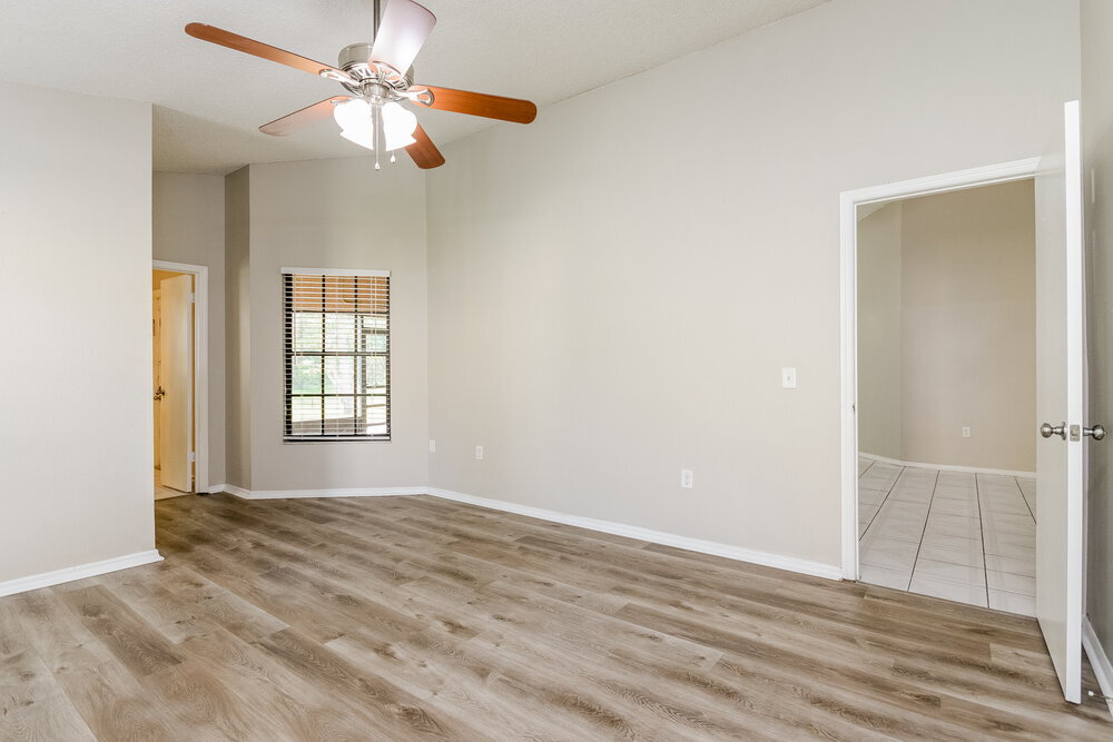 Building Photo - 1657 Sunburst Way