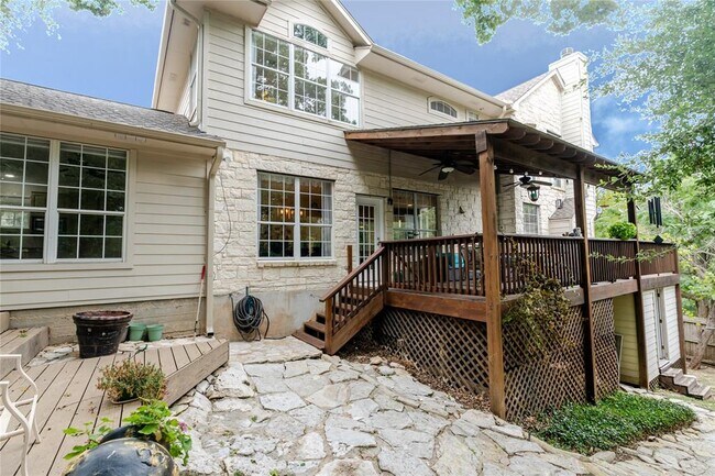 Building Photo - 9201 Trowbridge Cove