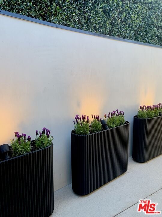 Building Photo - 7353 Pyramid Pl