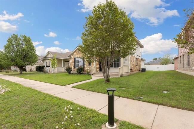 Building Photo - 1506 Wild Basin Ln