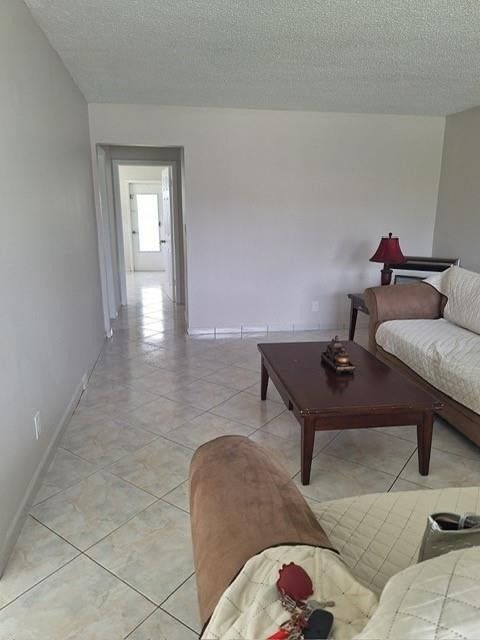 Building Photo - 2020 NE 51st Ct
