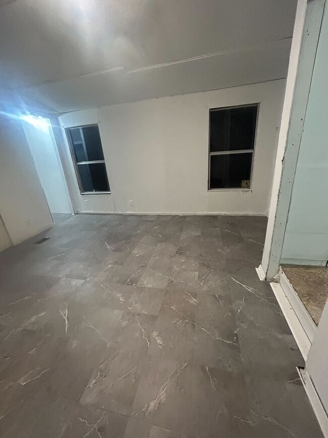 Building Photo - Rent this 2 Bedroom in Monetta!