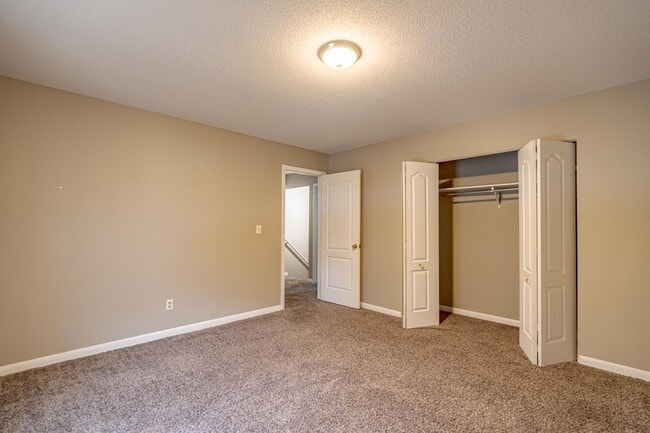 Building Photo - 313 Berkley Ct