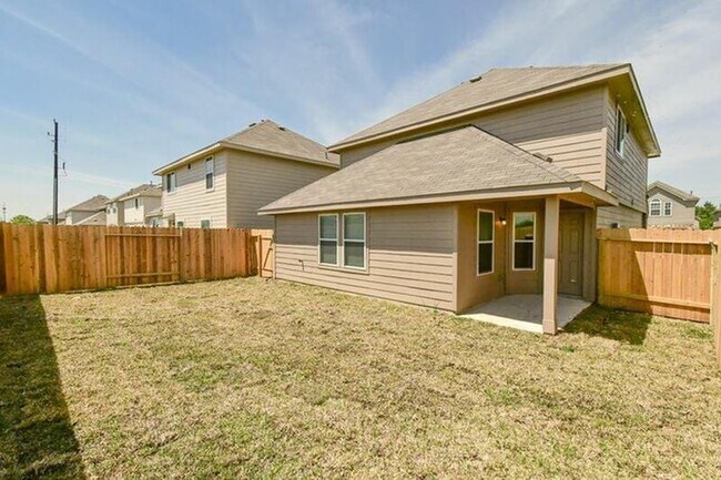 Building Photo - 4147 Silver Ranch Rd