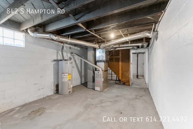 Building Photo - 842 S Hampton Rd
