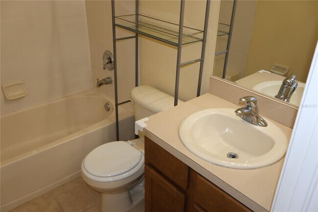 Building Photo - 3019 Pointeview Dr