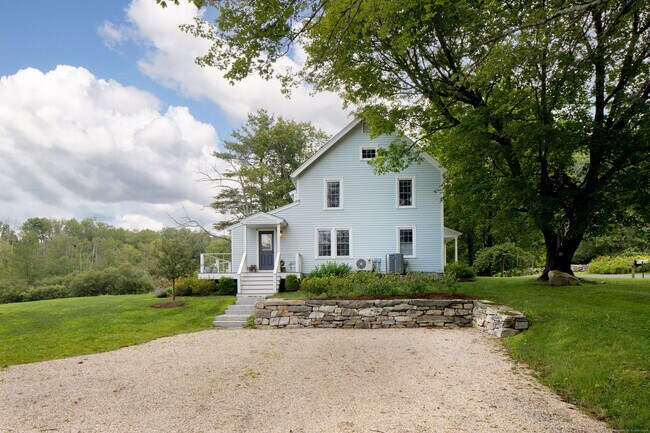 Building Photo - 41 Loon Meadow Dr